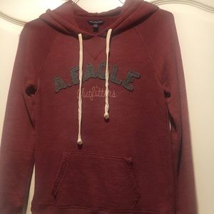 American Eagle Outfitters maroon hooded pullover